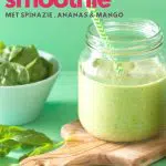 Heerlijk recept voor een gezonde groene smoothie! Dit smoothie recept is snel, gemakkelijk en heel erg lekker! #recept #smoothie #gezond
