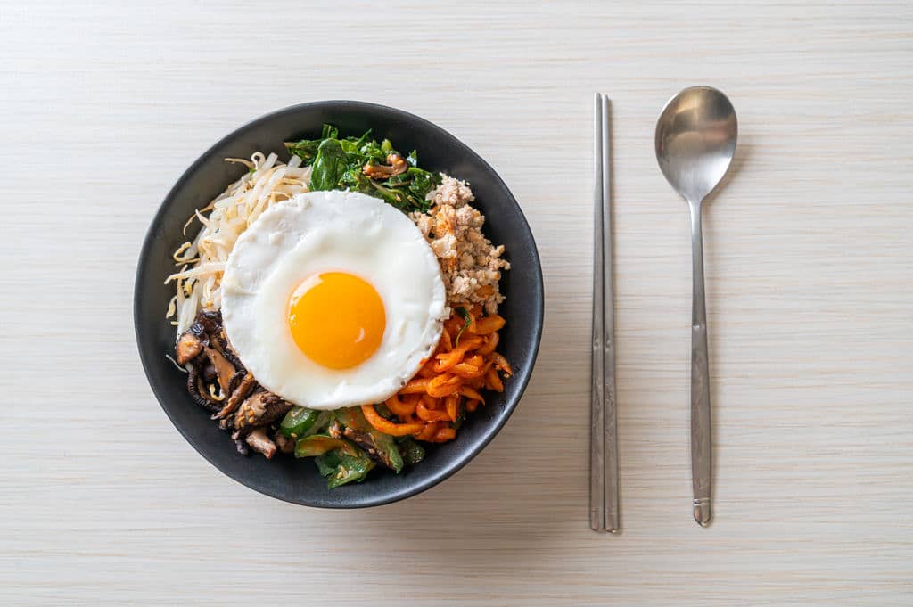 koreaanse-bibimbap-recept-gezond-weekmenu
