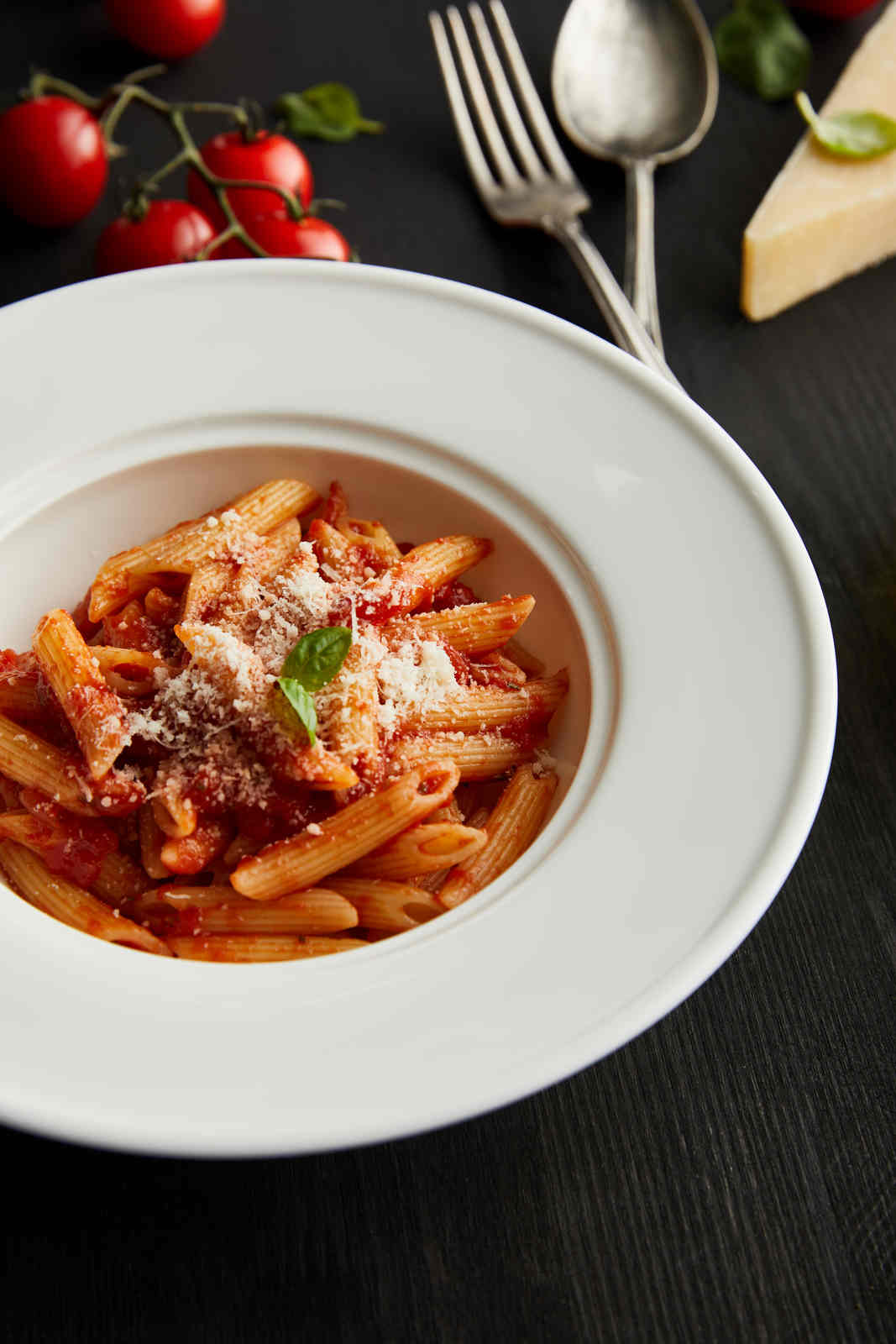 snelle-pasta-bolognese-met-veel-groenten-gezond-weekmenu