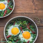 recept-groene-shakshuka-met-feta-en-spinazie-gezond-weekmenu